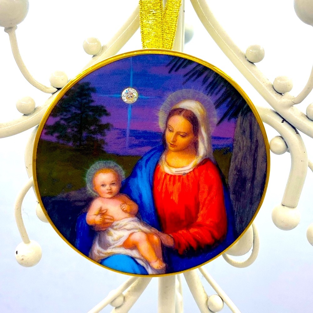 Avon Star Of Bethlehem Nativity Ornament 1998 Porcelain Trimmed In 24K Gold